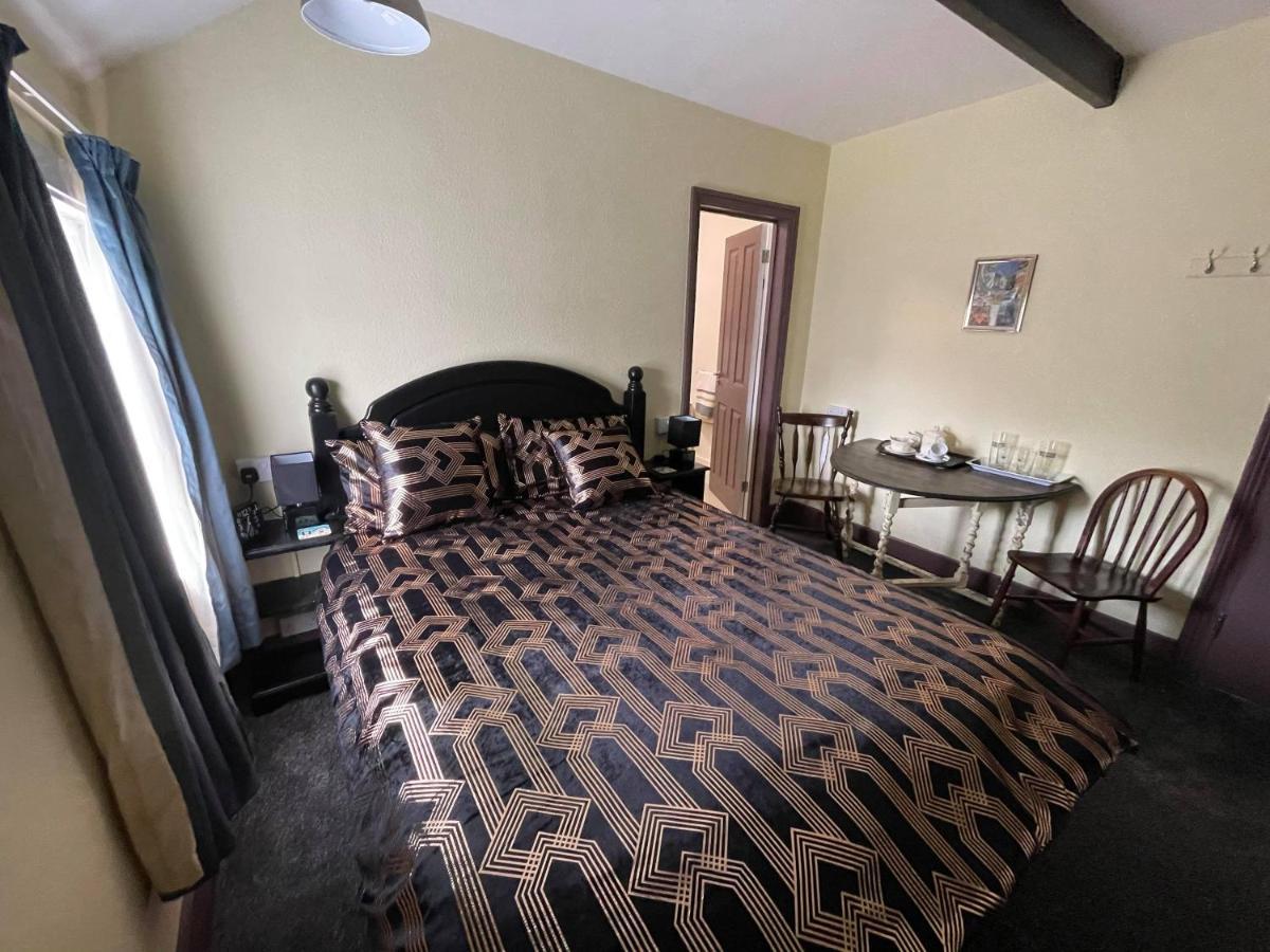 The Kings Arms Inn Stratton  Екстер'єр фото