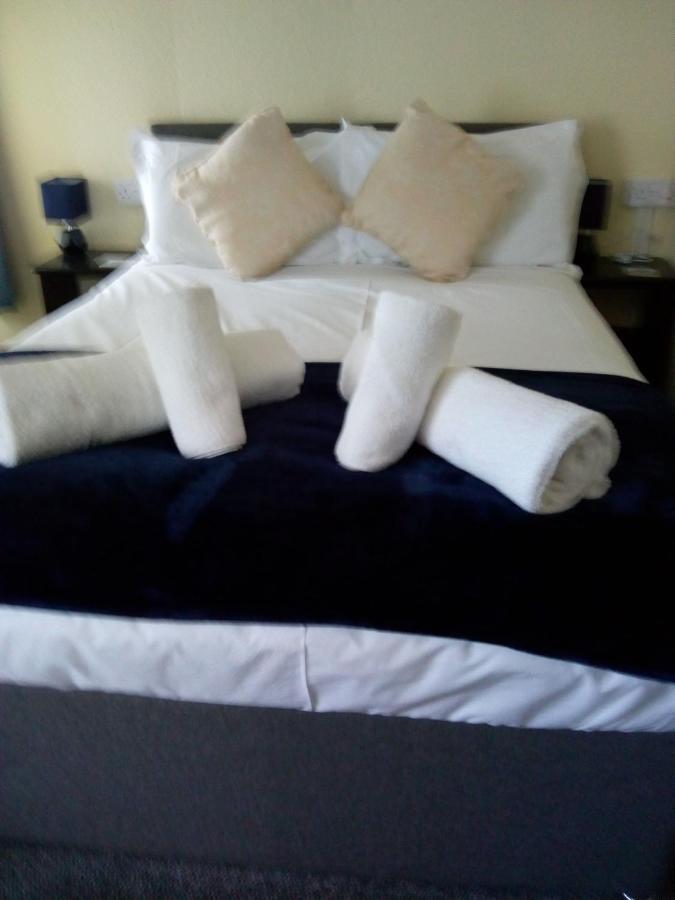 The Kings Arms Inn Stratton  Екстер'єр фото