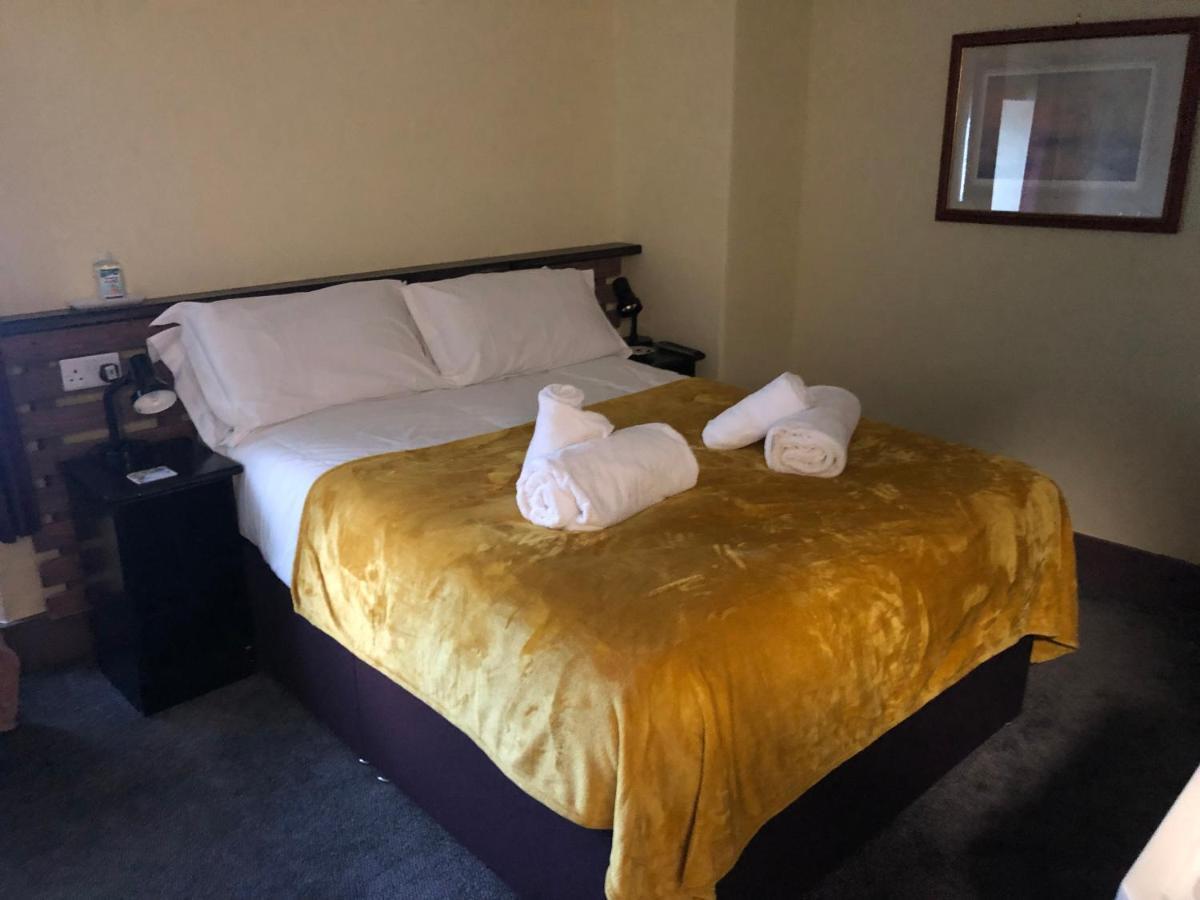 The Kings Arms Inn Stratton  Екстер'єр фото